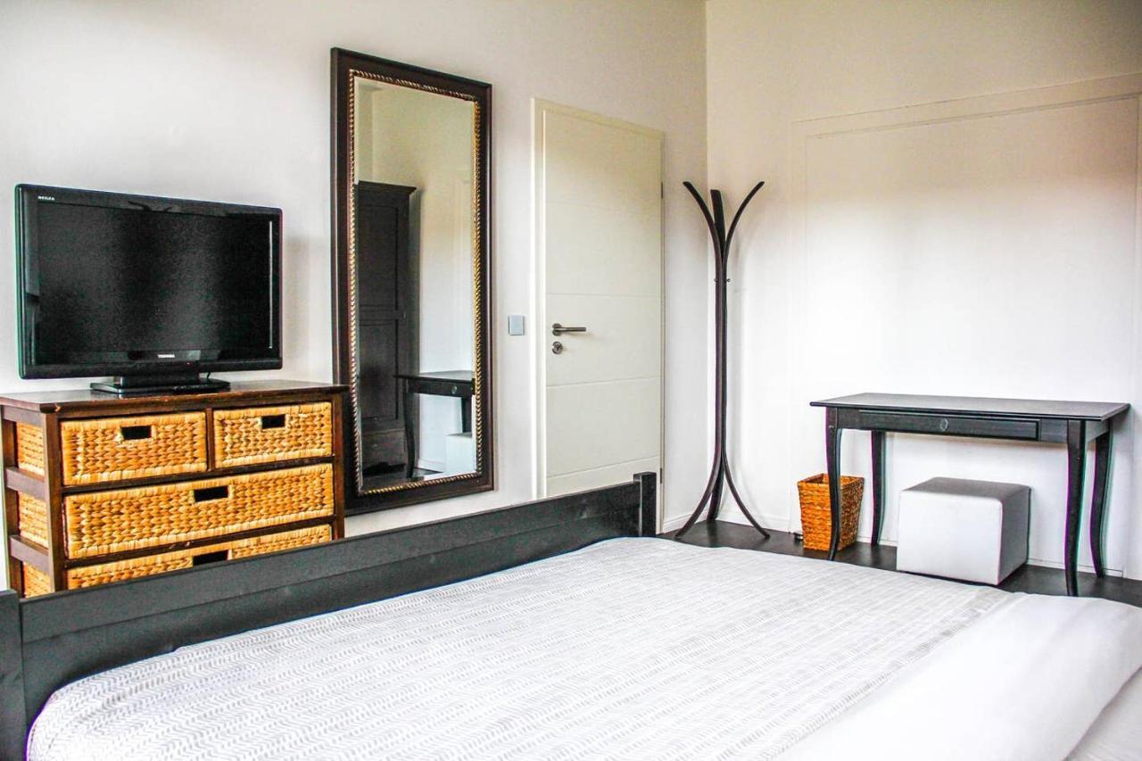 Exklusive 2 Zimmer Wohnung Mit Balkon In Top Lage! Bremen Luaran gambar